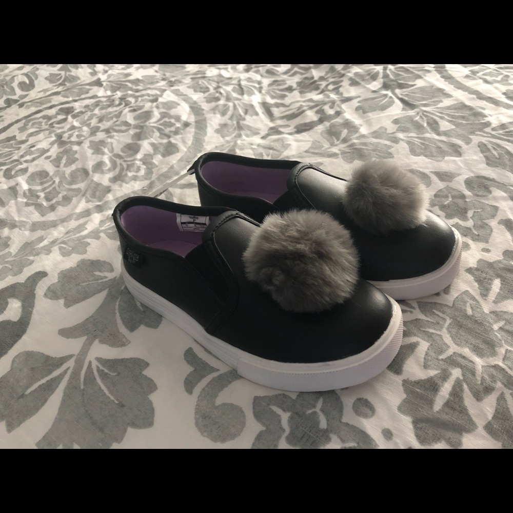 OshKosh B’Gosh Slip on Sneakers